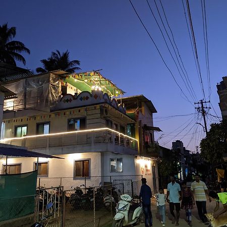 Awaara Backpackers Hostel, Alibág Kültér fotó