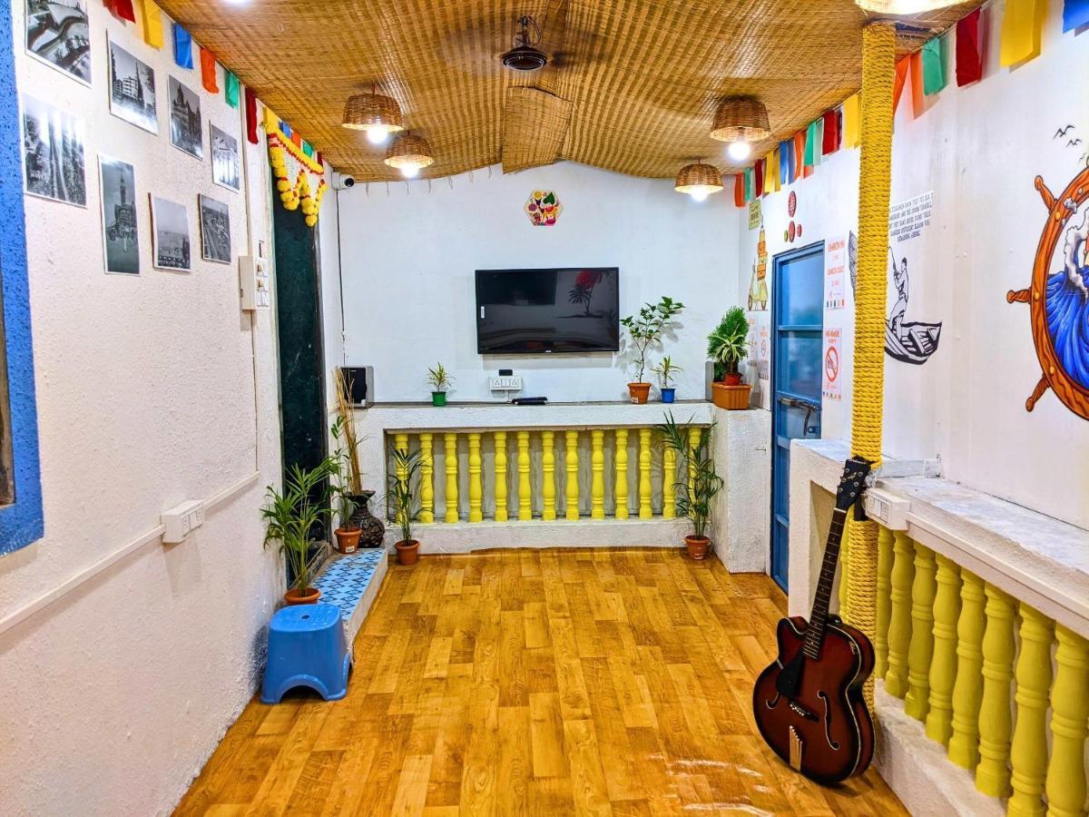 Awaara Backpackers Hostel, Alibág Kültér fotó