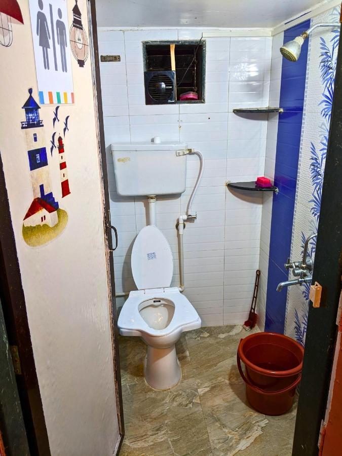 Awaara Backpackers Hostel, Alibág Kültér fotó